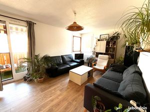 Appartement T3 à Fontaine