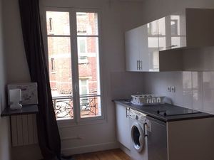 LEVALLOIS Centre studio meublé 17m² 830 cc
