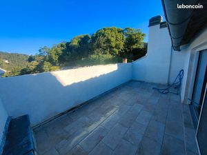 T3 duplex avec terrasse refait a beuf