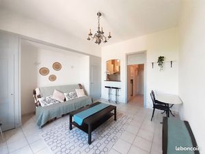 Grand Studio équipé / parfait état