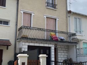 Maison 78 M2 et maison 30 m2 avec jardin 300 M2 avec garage et parking