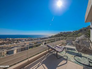 Villa 4 pièces 217 m²