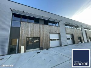 Local d'activité 2 725 m²