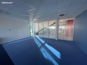Bureaux 172 m²