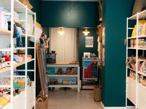 A louer local commercial chartrons