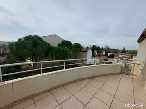 Avignon Route de Lyon-T2 + Garage