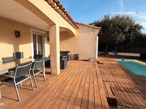 Villa rénovée avec piscine - Au calme à pied du centre