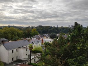 Location T1 bis quai de la joneliere très lumineux