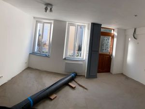 Maison de ville proche bourg