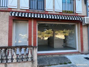 Local commercial 35 m² SAINT SAUVEUR