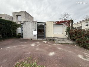 Bureaux 110 m² Eysines