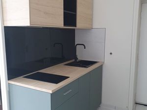 Studio CHU/REPUBLIQUE 520 euros