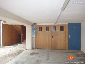 Parking/box 22 m² Valréas