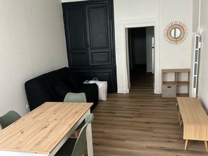 T1 bis - meublé - refait à neuf