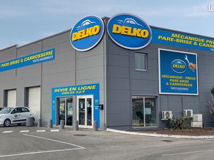 Garage automobile  garage 380 m² ST AVE