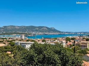 Appartement T3 plein sud avec balcon vue mer– La Seyne-sur-Mer