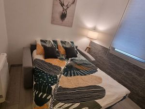 À LOUER – Studio meublé 15 m² – Rez-de-chaussée – Calme