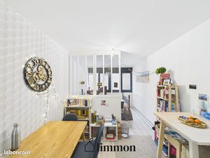 Studio 1 pièce 30 m²