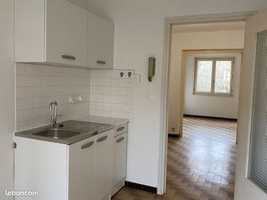 T1 33 m2 centre montbrison