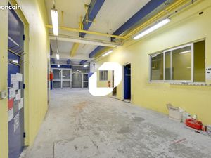 Local d'activité 480 m²