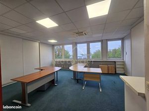 Bureaux 212 m² Eckbolsheim