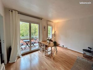 Studio 1 pièce 25 m²