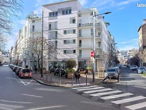 Boutique 70 m² ISSY LES MOULINEAUX