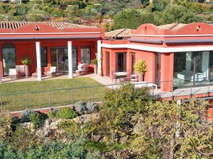 Villa d’Exception – Vue Mer & Montagnes • Mandelieu