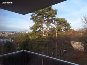 Particulier Tassin-la-Demi-Lune Horloge