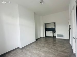 Studio  rue nationale  23m²