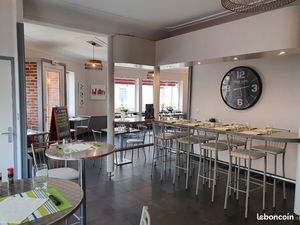 Local commercial libre de tout commerce