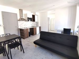 ? T2 entièrement rénové