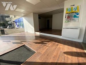 Local d'Activités 79 m² BESANCON