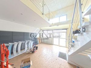 Local industriel 160 m²