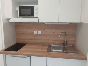 Studio rénové meublé  quartier Celleneuve