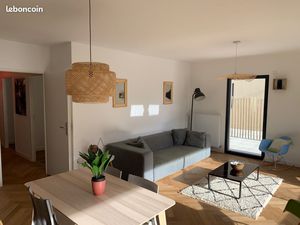 Location appartement meublé / climatisé 72 m² avec jardin 100 m² - 2 chambres