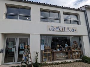 Local bureau pour artisan  artiste  indépendant