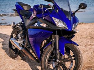 125 YZF EN EXCELLENT ÉTAT