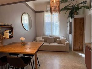 Appartement meublé avec mezzanine – Location longue durée – Nîmes