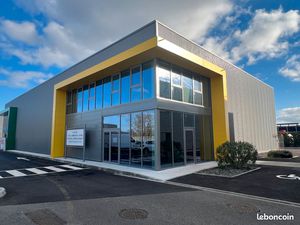 A louer commerce/entrepots 450m2