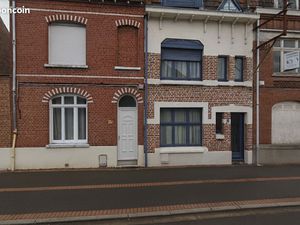 Maison mitoyenne 3 chambres + bureau  95 m²  quartier recherché de Wasquehal