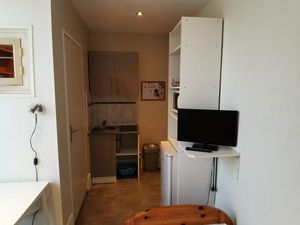 STUDIO meublé  secteur
