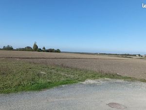 Terrain 718 m² Moeze