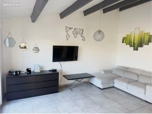 Maison au calme 77 m² avec terrasse et parking