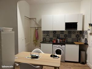 Location Studio meublé  idéal étudiant(e)