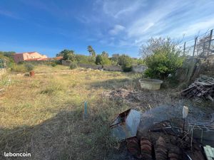 Terrain constructible 937 m2 - Baixas - Proche commodités - Potentiel Exceptionnel