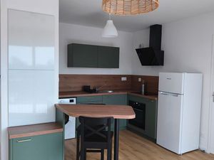 T2 meublé neuf 43 m² avec terrasse – Centre La Mézière – Dossier sérieux exigé