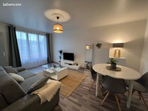 Studio meublé avec place de parking