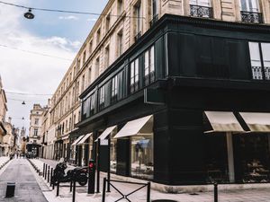 Local commercial 140 m²