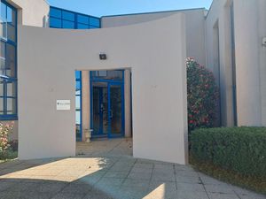 Nantes nord ouest sautron bureaux a louer